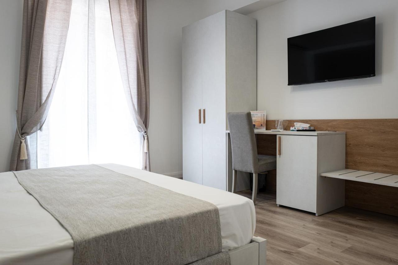 A Due Passi - Guest House Санто Стефано ди Камастра Екстериор снимка