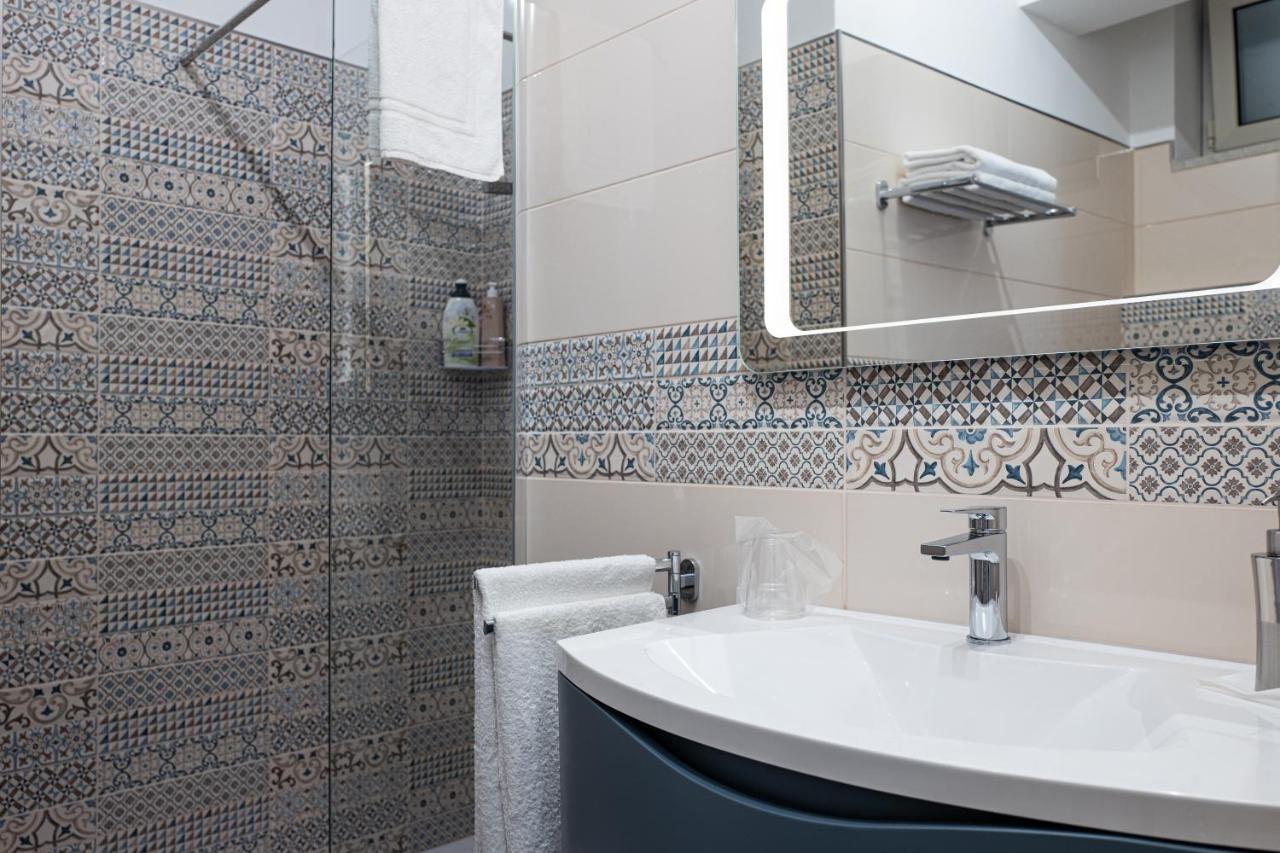 A Due Passi - Guest House Санто Стефано ди Камастра Екстериор снимка